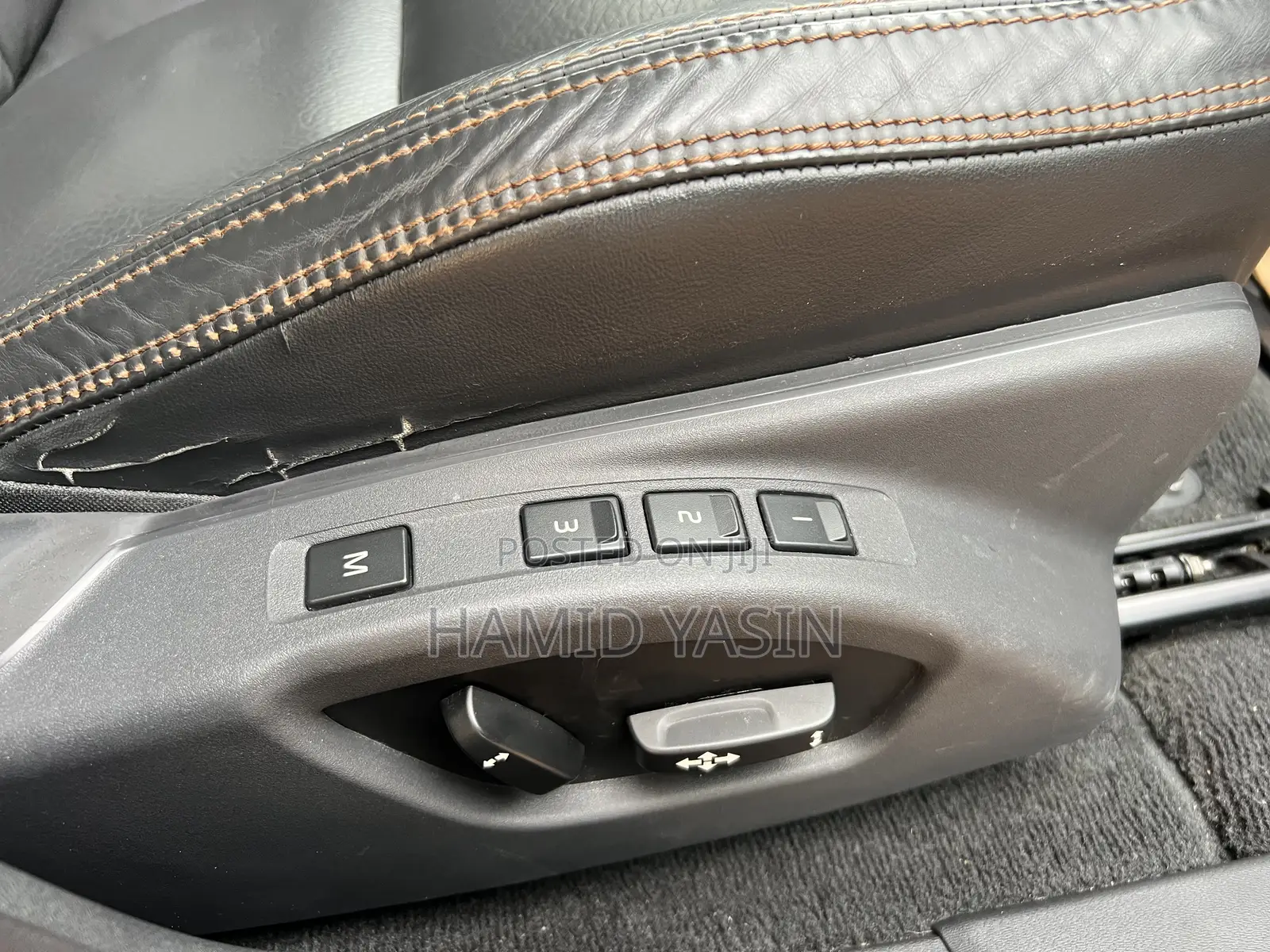 Volvo XC60 2011 Gray