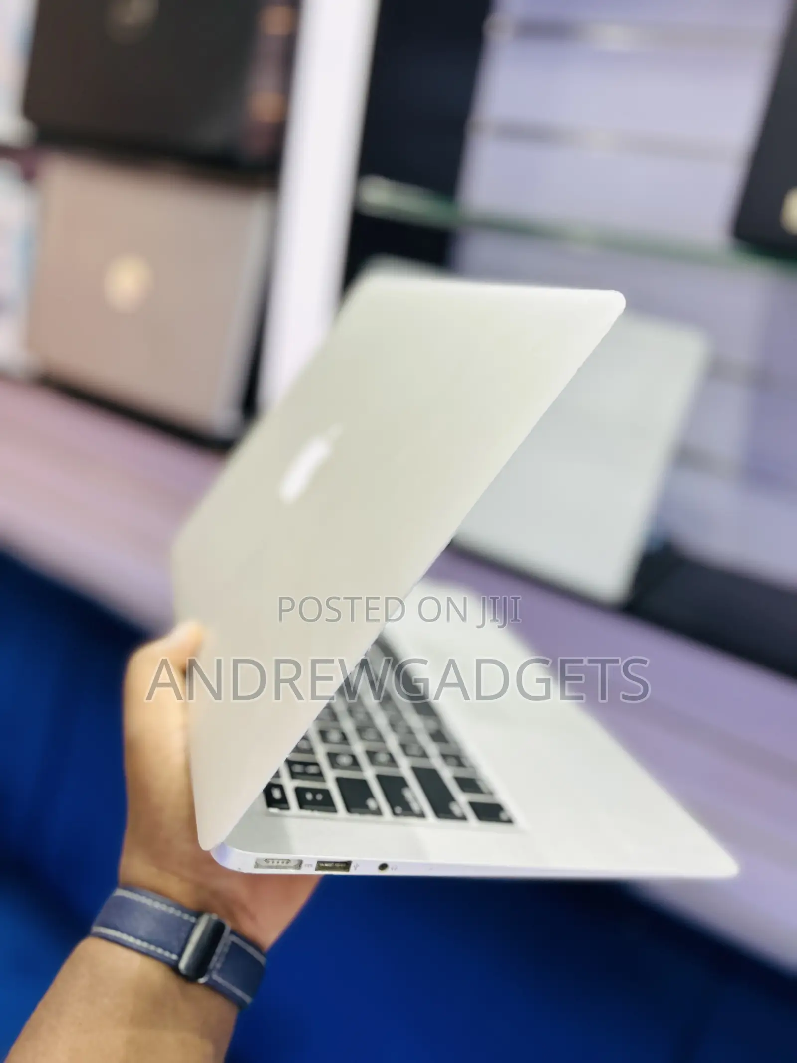 Laptop Apple MacBook Air 2015 8GB Intel Core i5 SSD 128GB