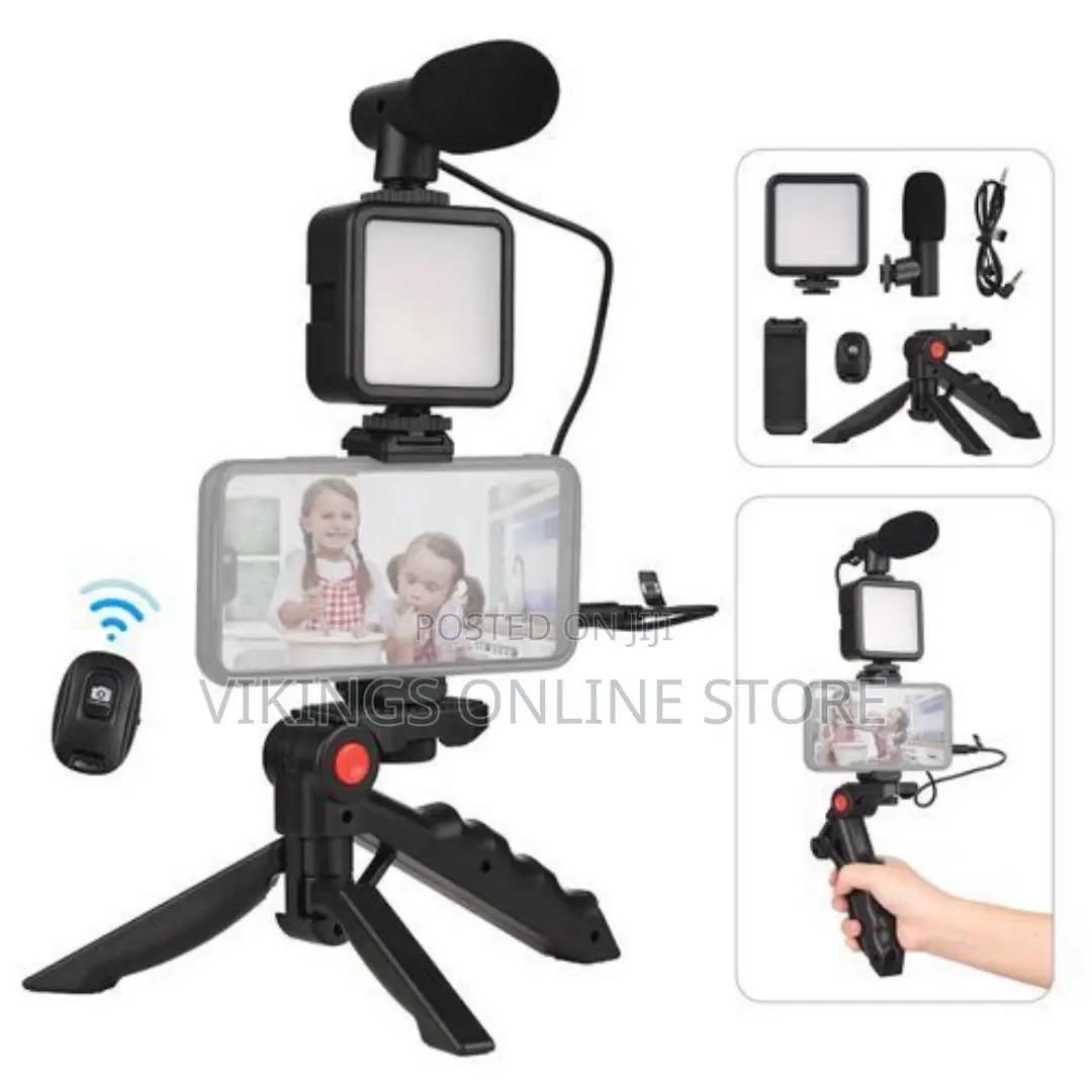 Smartphone Vlog Kit With LED Video Light + Microphone