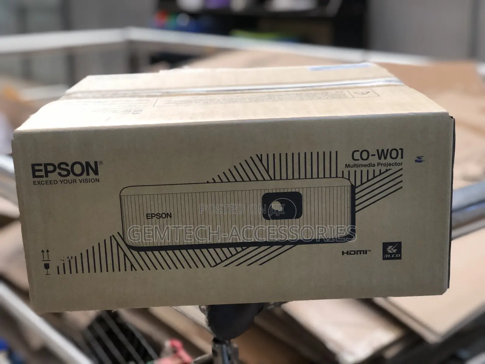 C0-W01 Projector