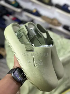Nike Calm Mule Clog. Unisex