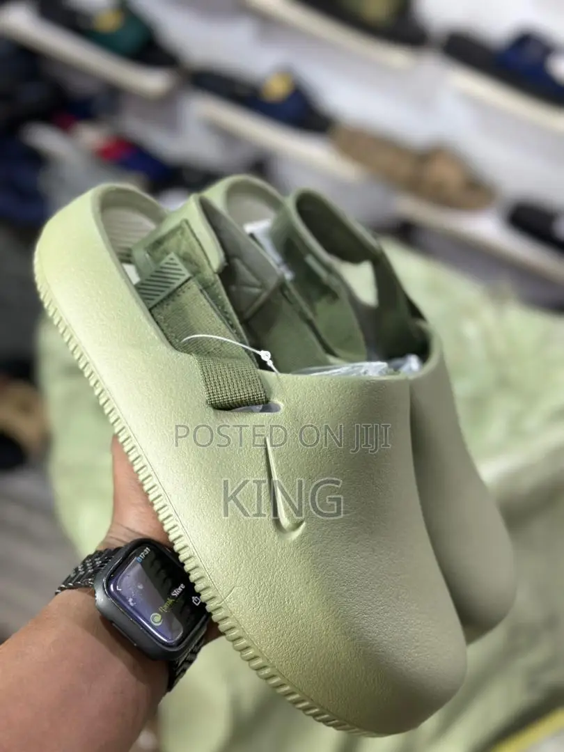 Nike Calm Mule Clog. Unisex