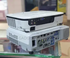 Epson Projectors in Bulky