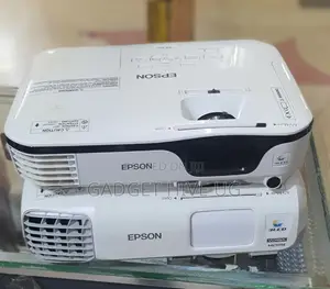 Epson Projectors in Bulky