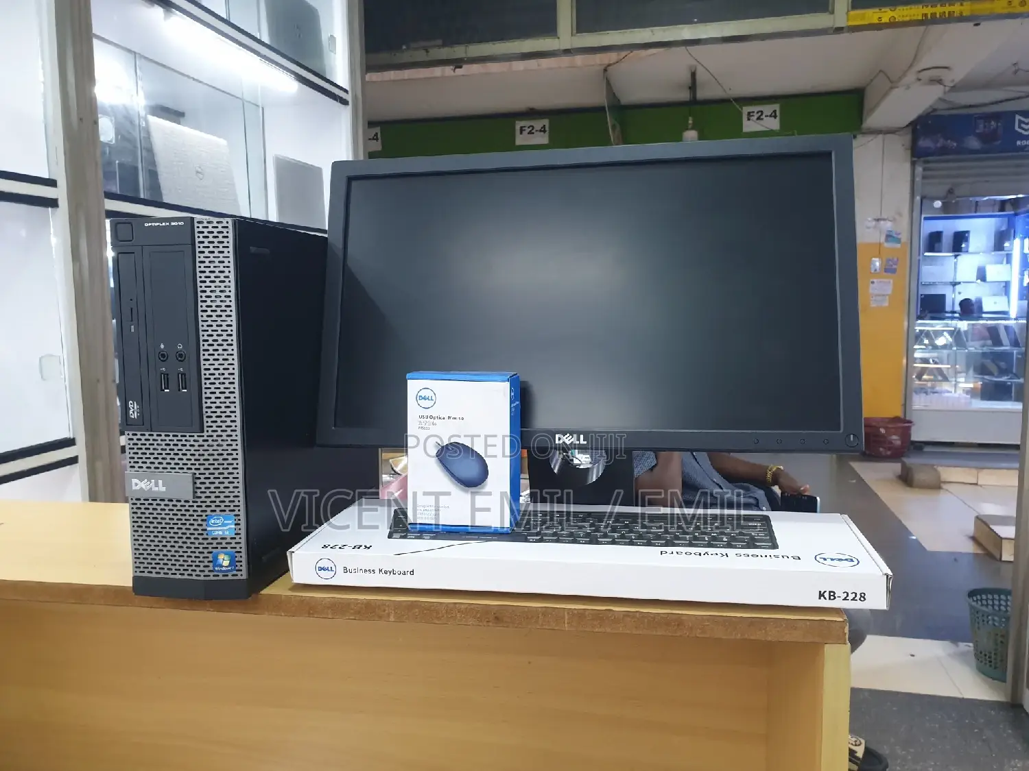 Desktop Computer Dell 4GB Intel Core I3 HDD 500GB