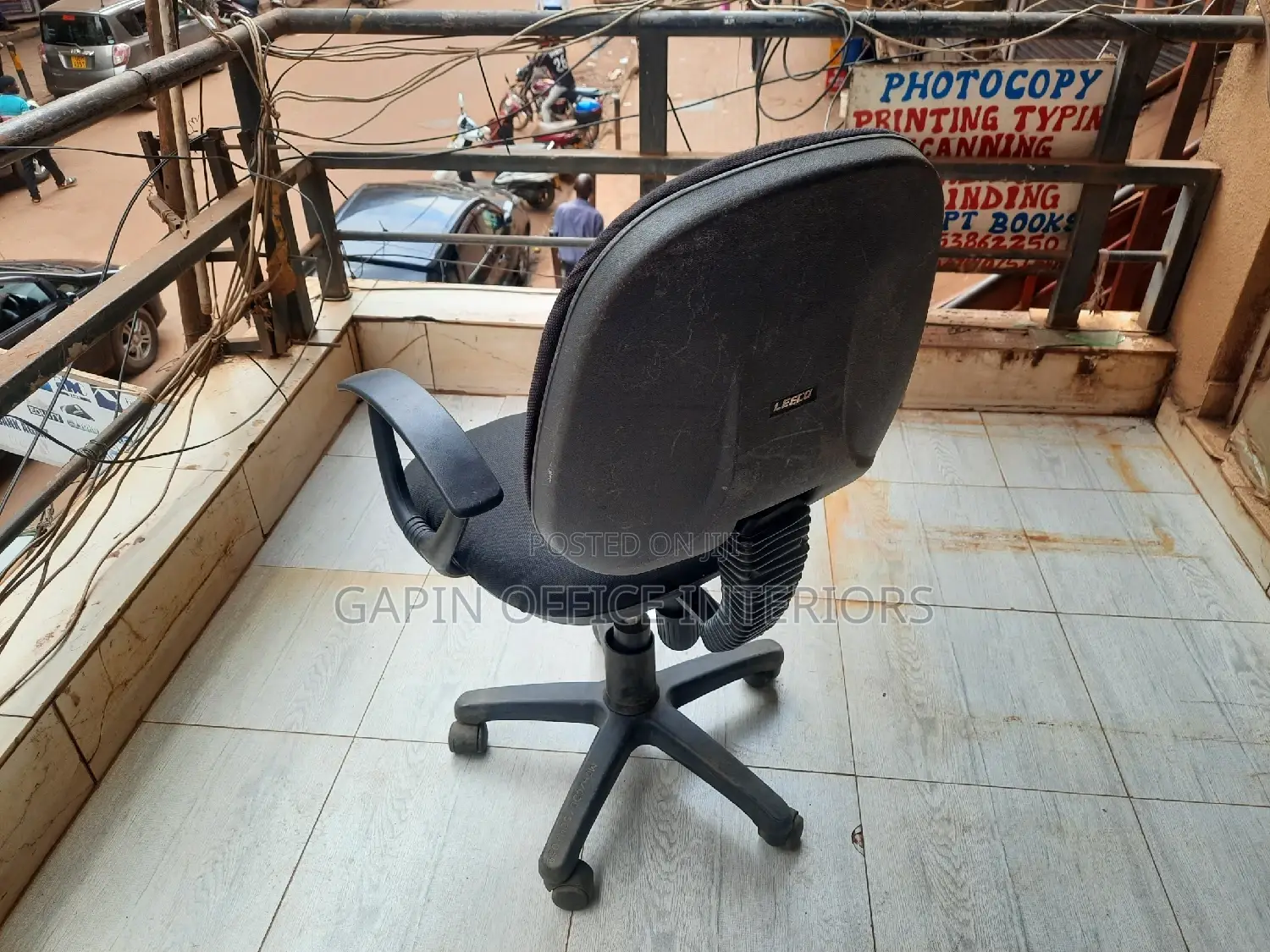 Adjustable Secretarial Chair