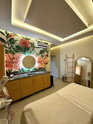 Best Saloon Designer