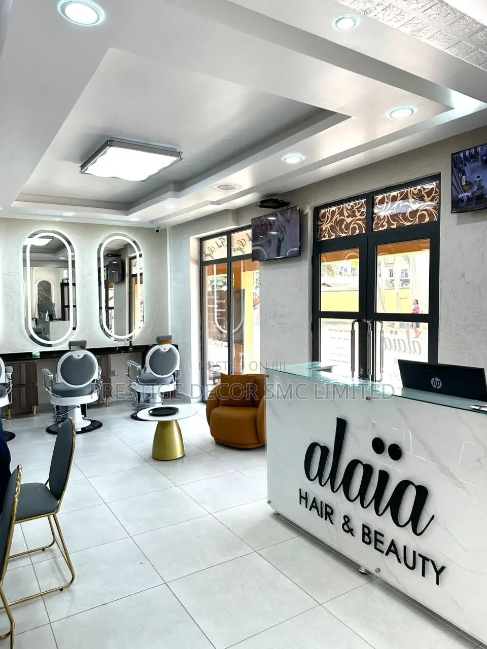 Best Saloon Designer