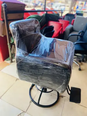 Good and Standard Barber Chair 965