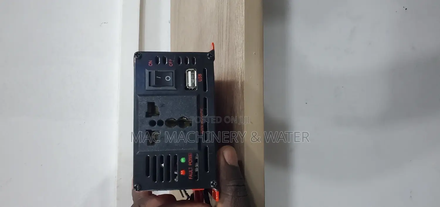 Solar Inverter/ DC -Ac Inverter (12v- 220V)