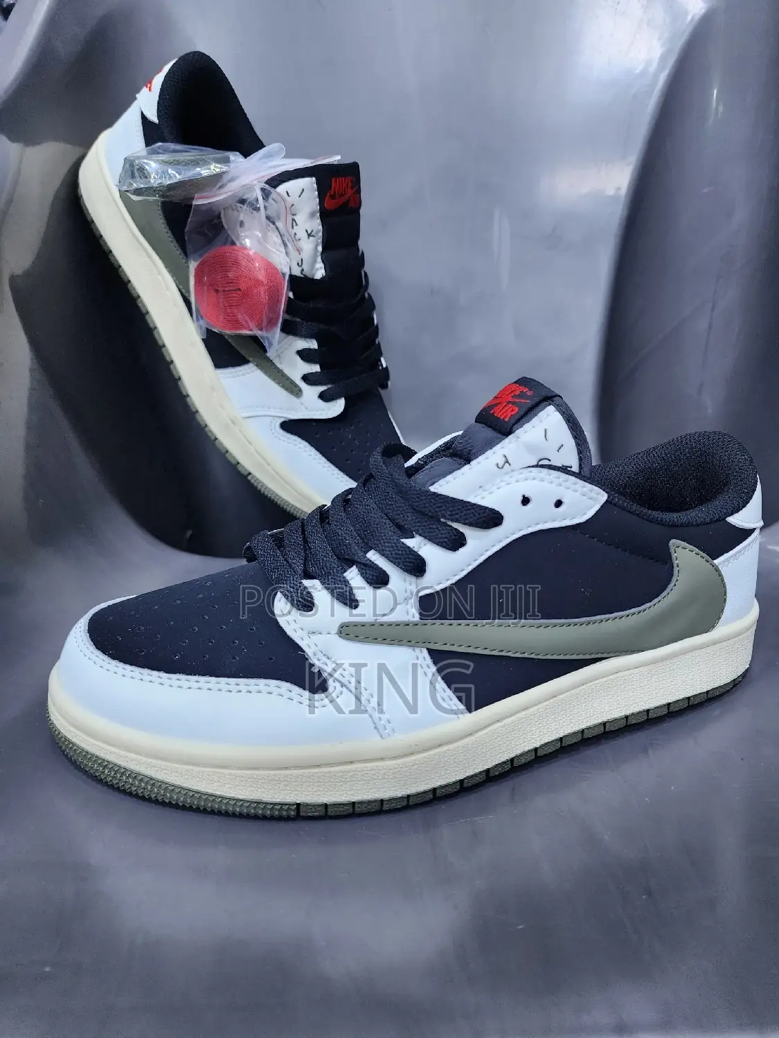 Air Jordan Travis Scott Phantom Black