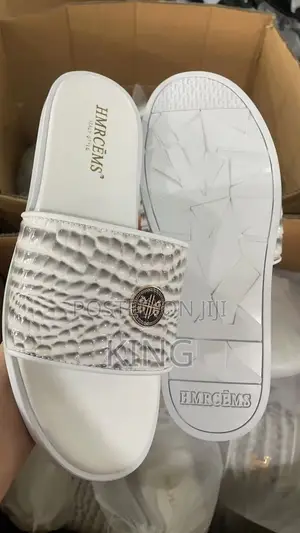 Lagqsie White Leather Sandals