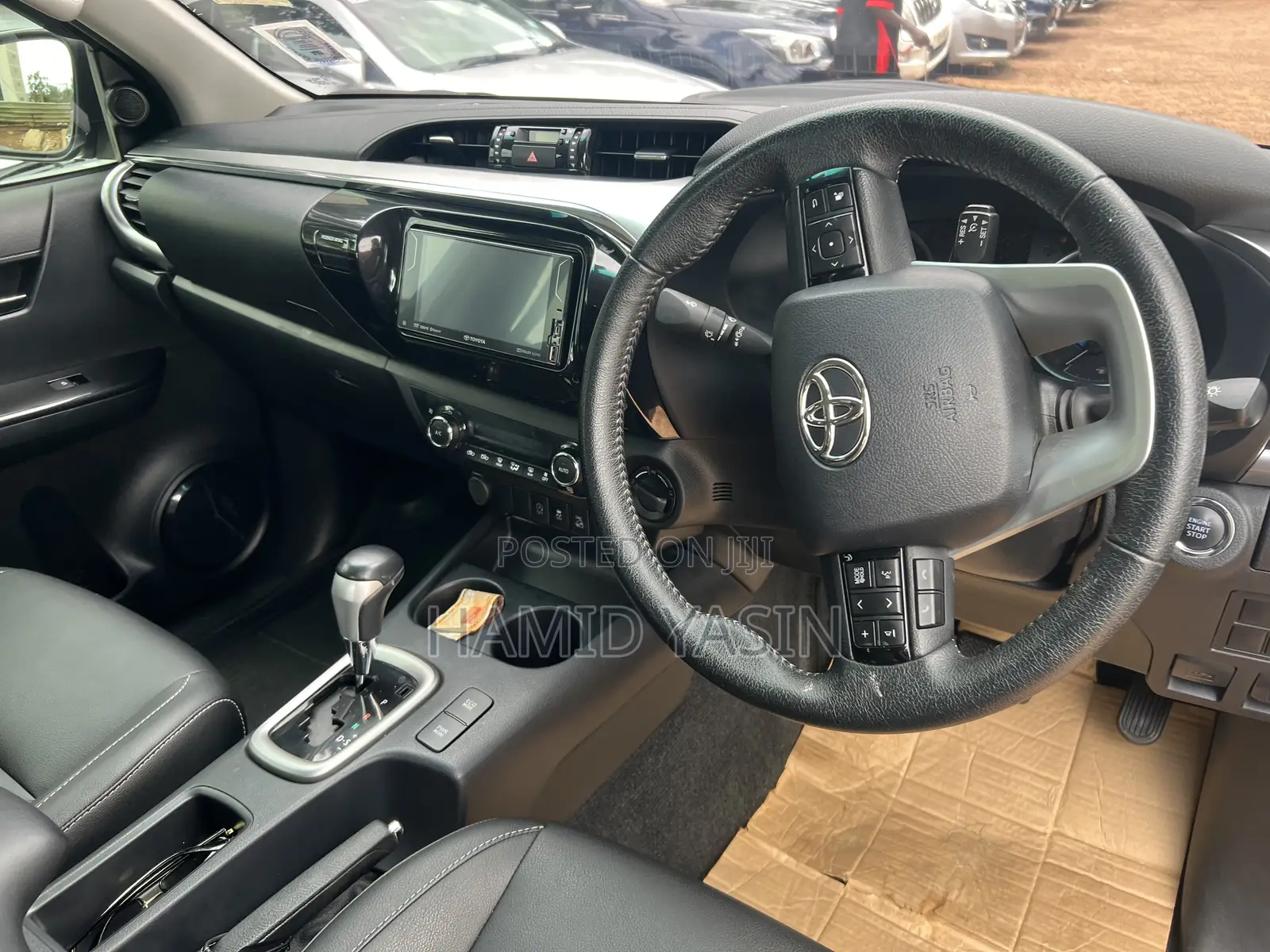 Toyota Hilux 2019 Silver