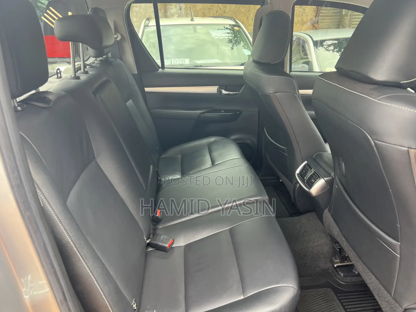 Toyota Hilux 2019 Silver