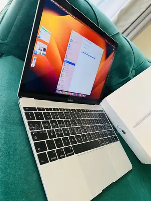 Laptop Apple MacBook 2017 8GB Apple M3 SSD 256GB