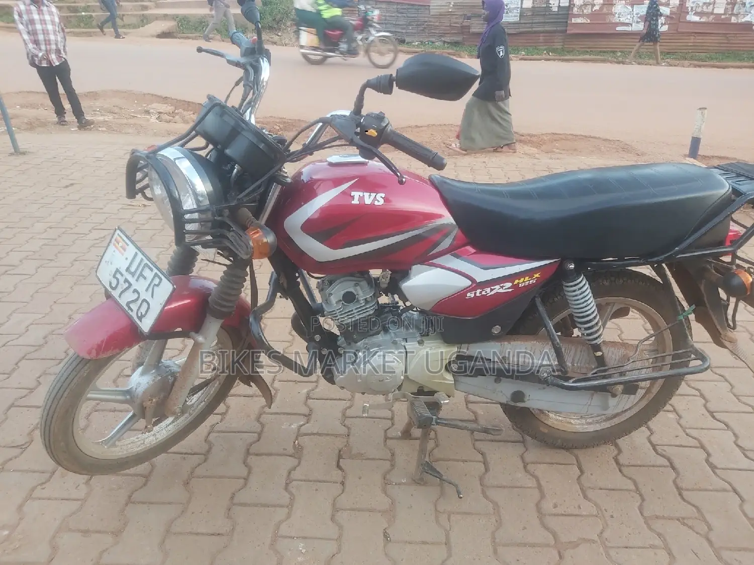 TVS HLX 125 2023 Red