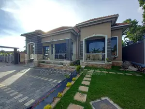 Furnished 5bdrm House in Kira for sale