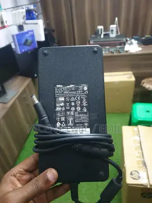 Dell Adapter/Charger 240W Original