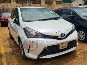 Toyota Vitz 1.3 AWD 3dr 2015 White