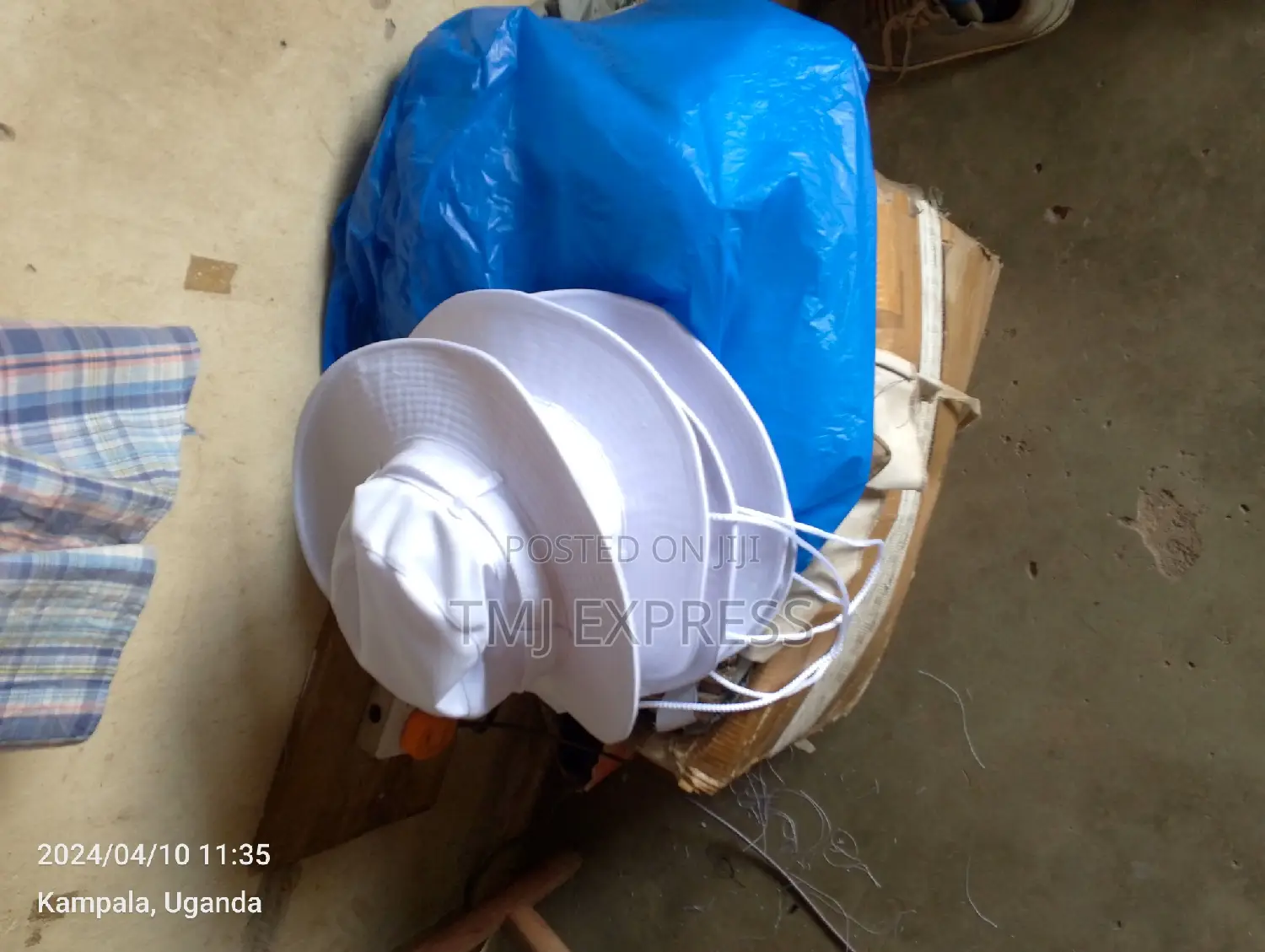 Customised Round Caps, White And All Colors