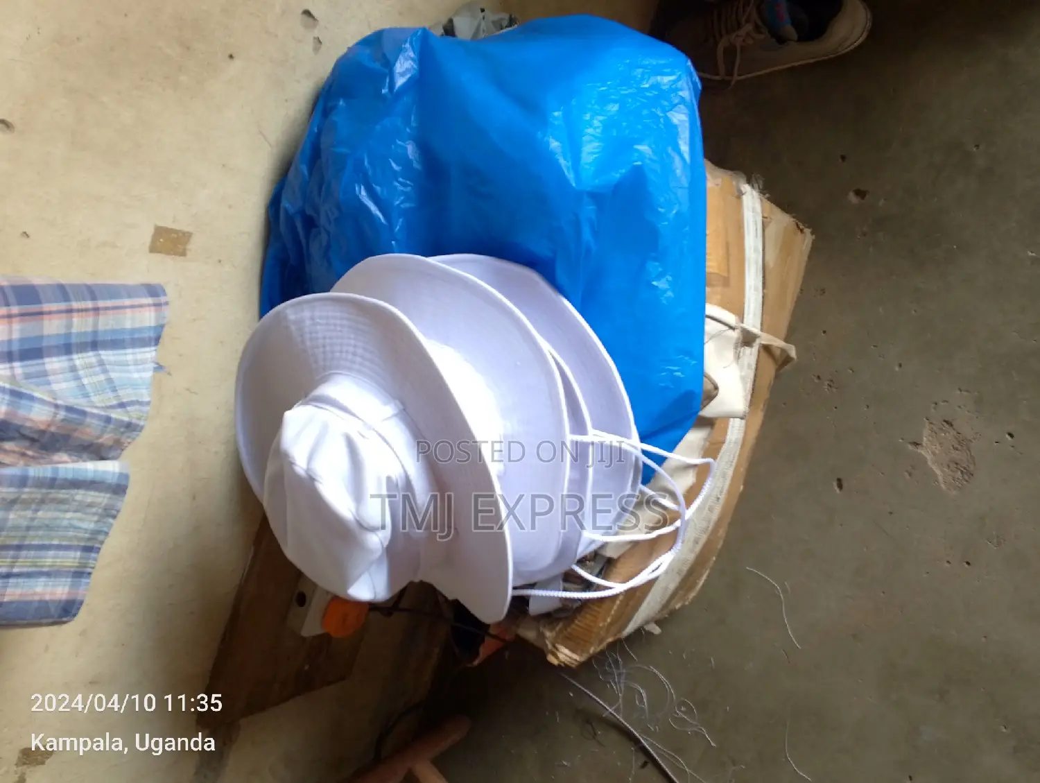 Customised Round Caps, White And All Colors