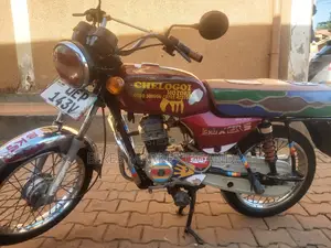 Bajaj Boxer 2018 Red
