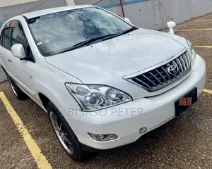 Toyota Harrier 2.4 2011 White