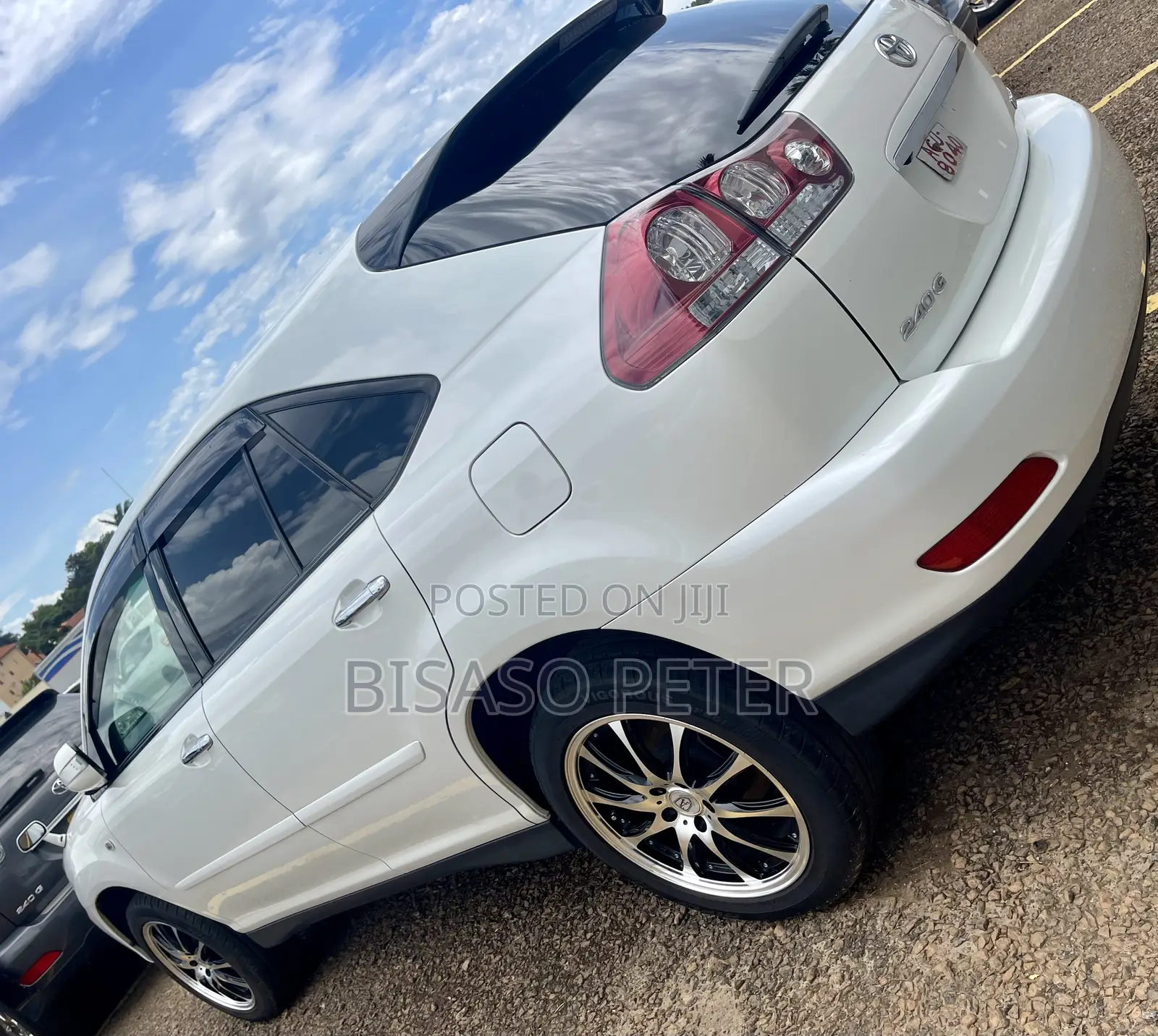 Toyota Harrier 2.4 2011 White