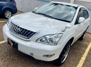 Toyota Harrier 2.4 2011 White