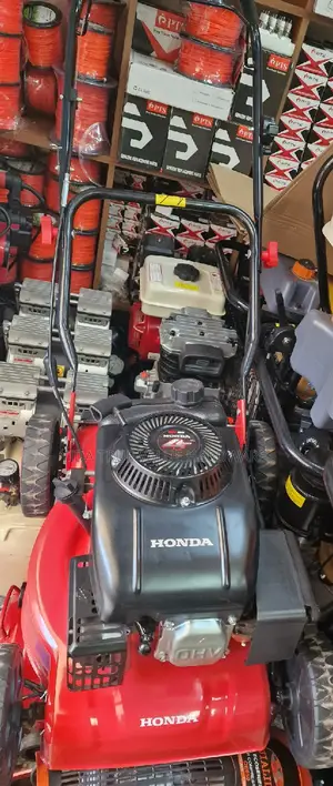 Bush Cutter/ Mower Machine Honda 4 Stroke Engine