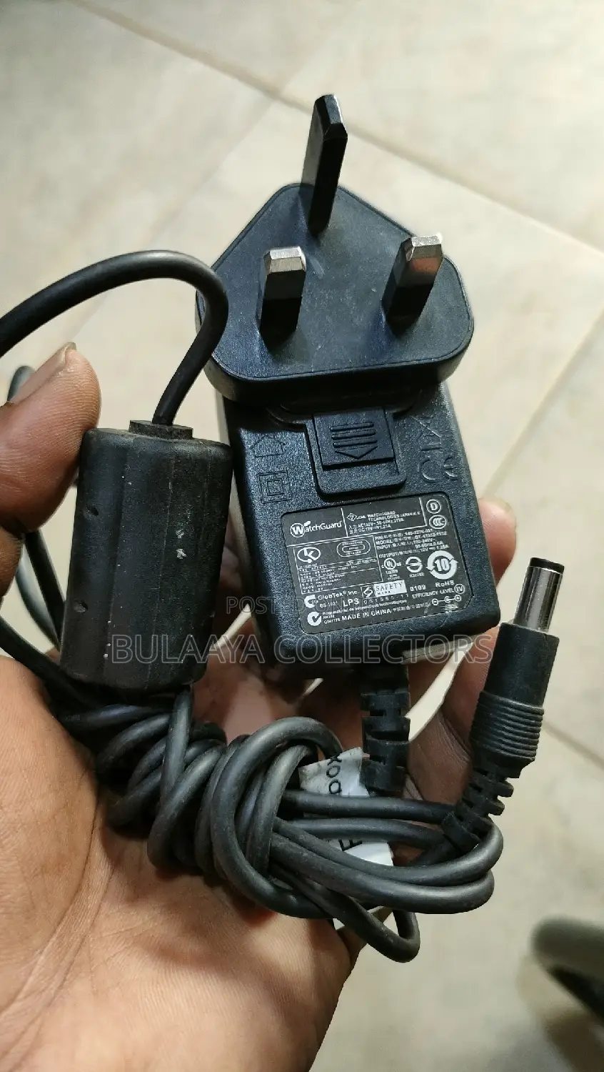 UK Used 12V Adapters
