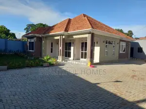 Furnished 4bdrm Bungalow in Kisaasi, Nakawa for sale