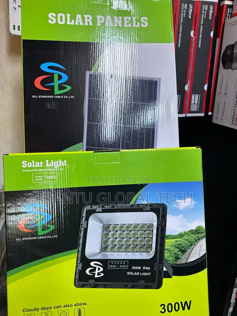300 Watts Solar Flood Light
