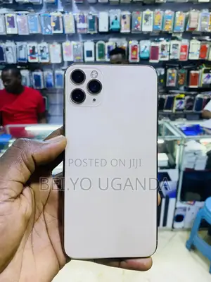 Apple iPhone 11 Pro Max 64 GB Gold