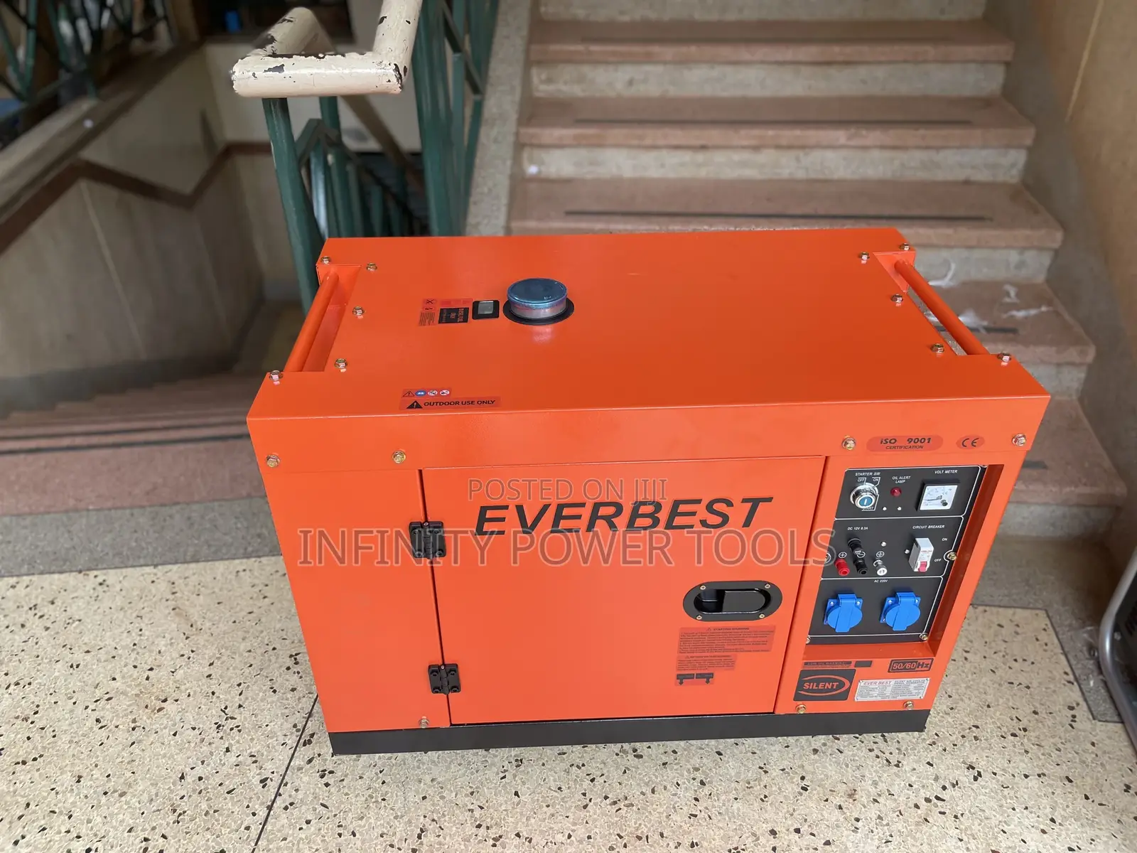 Silent Generator Everbest