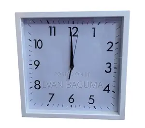 Round Wall Clocks