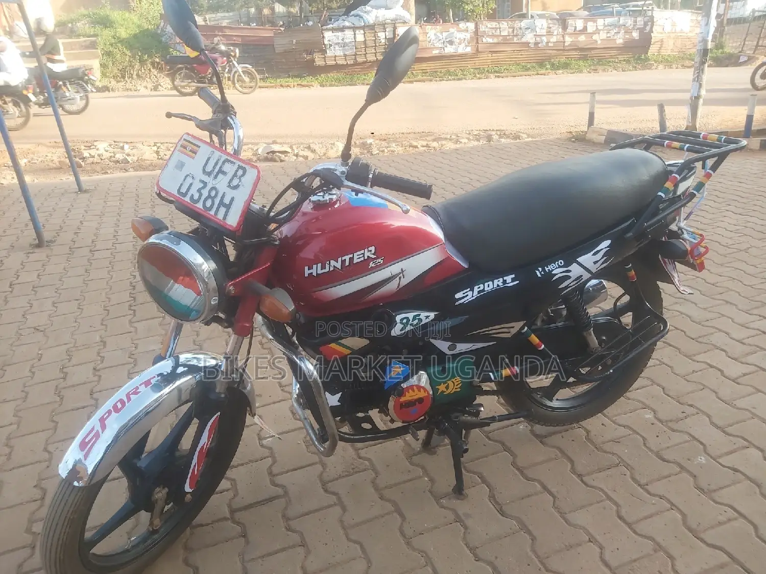 Hero Hunter 125 2020 Red