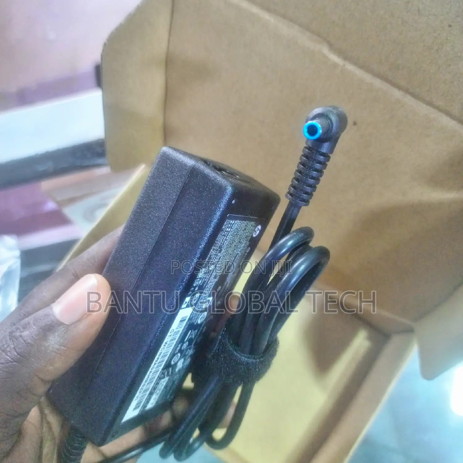 Hp Blue Pin Laptop Adapter/Charger