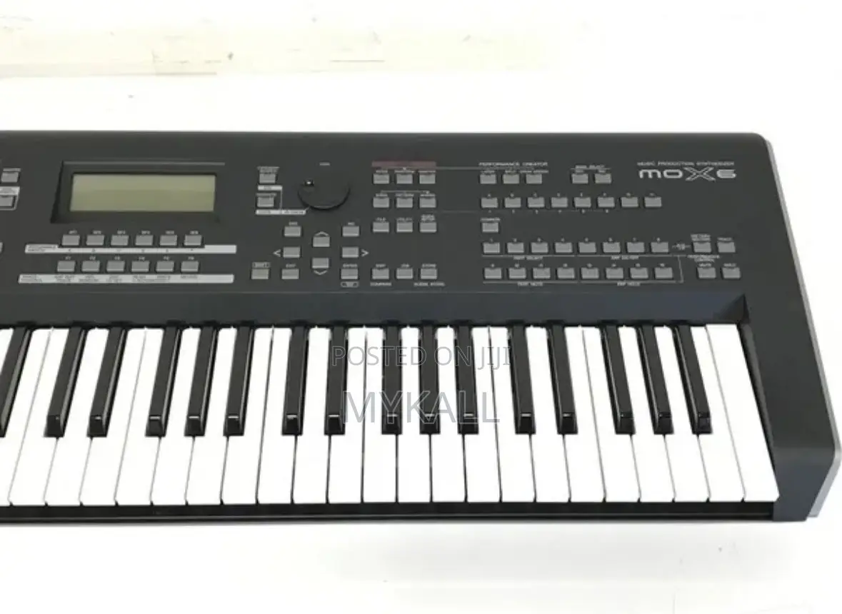Yamaha Mox6