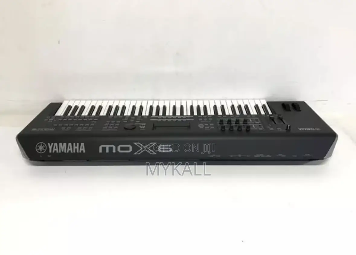 Yamaha Mox6