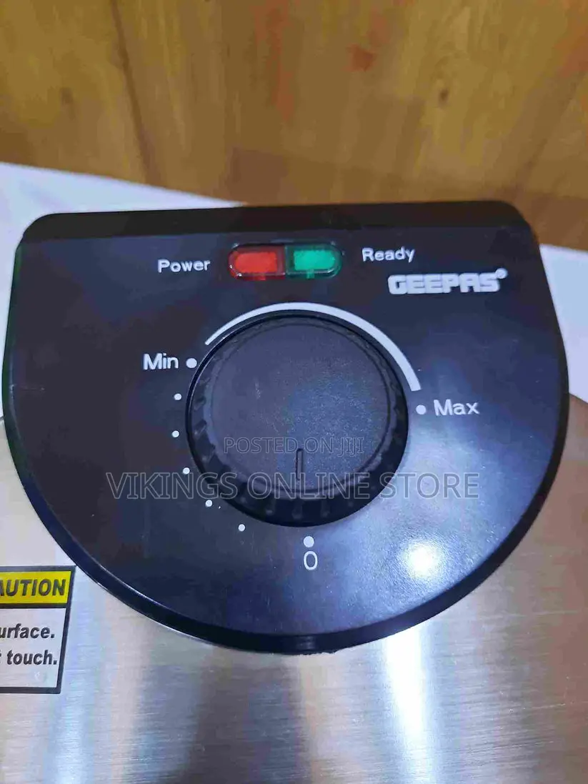 Geep at at S Top Quality Roti Maker