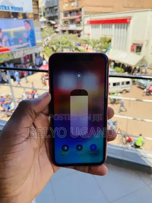Apple iPhone 11 256 GB Red