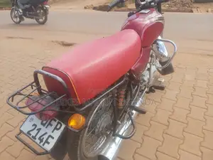 Bajaj Boxer 2023 Red