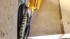 Electric Vibrator With Poker