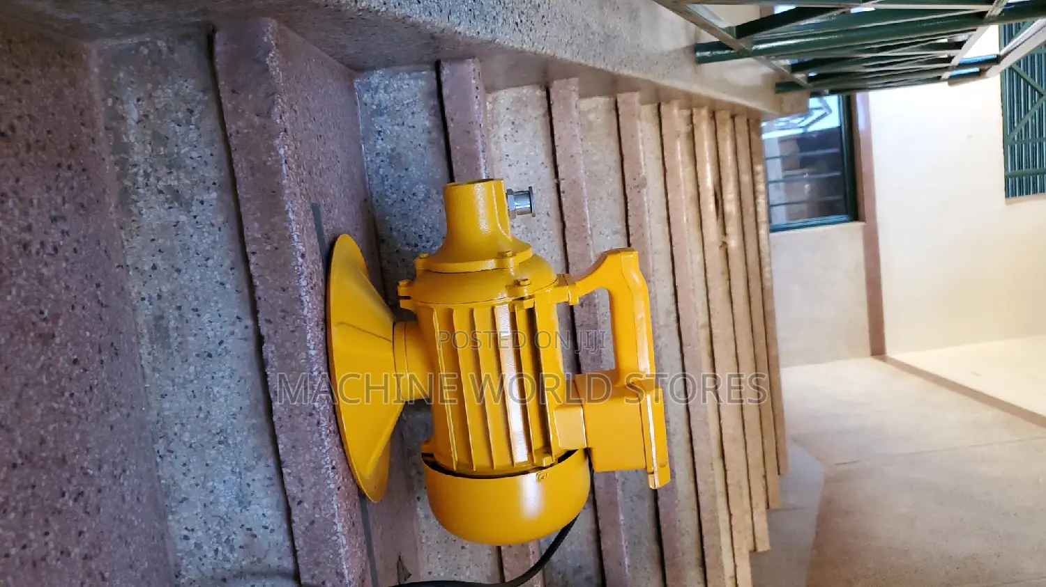 Electric Concrete Vibrator.