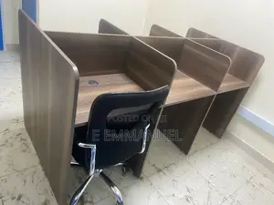 Six Seater Workstation