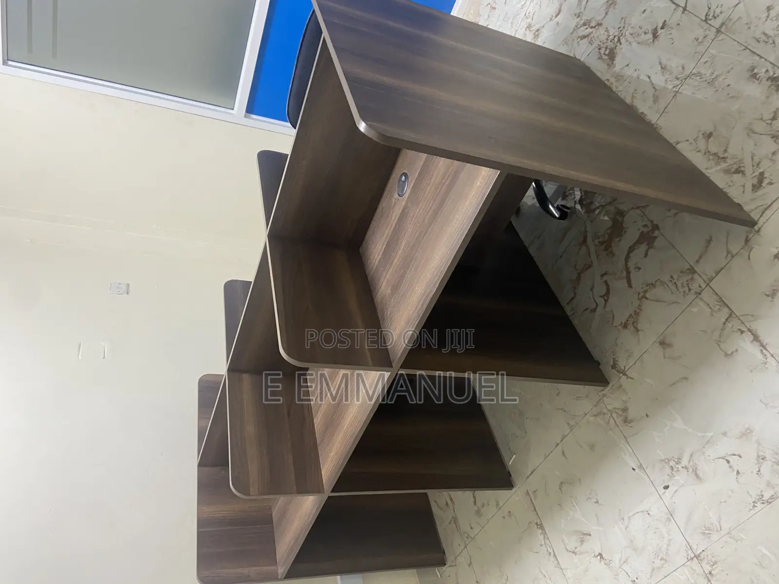 Six Seater Workstation