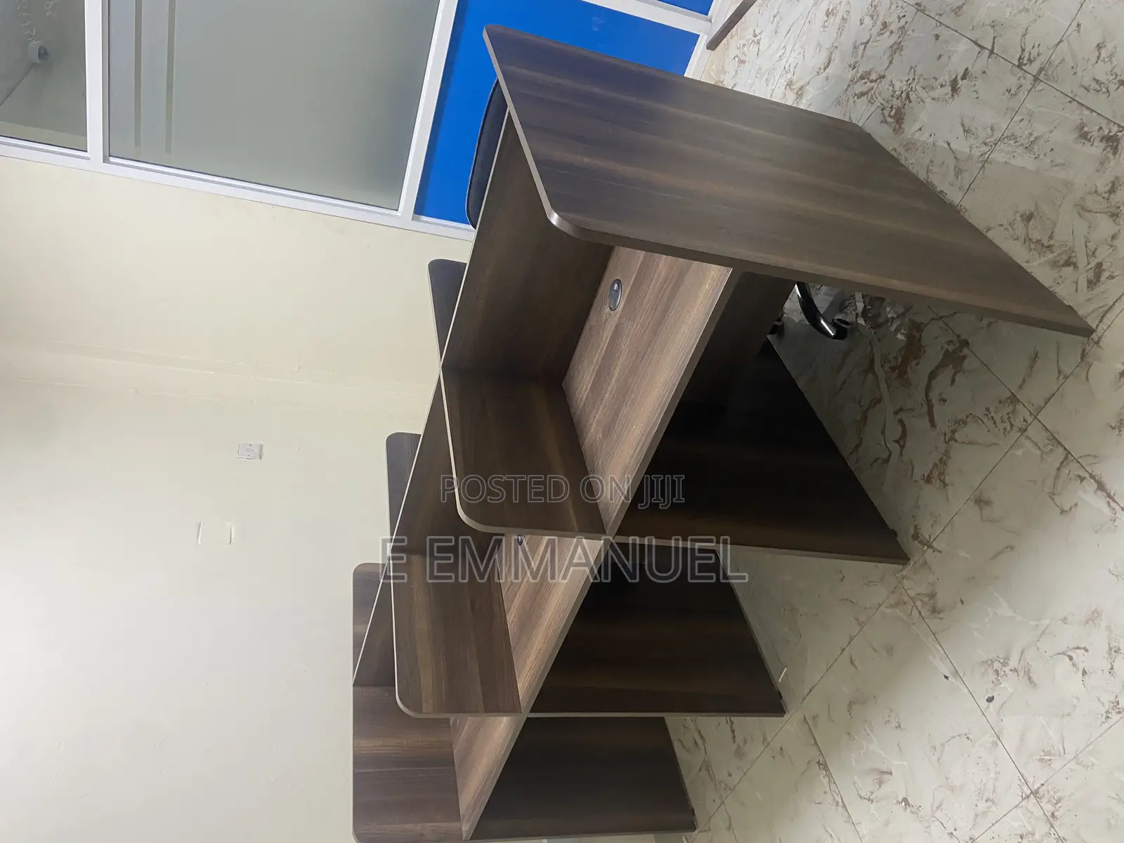 Six Seater Workstation