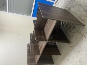 Six Seater Workstation