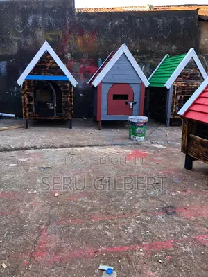 BVFDX Nice Dog House